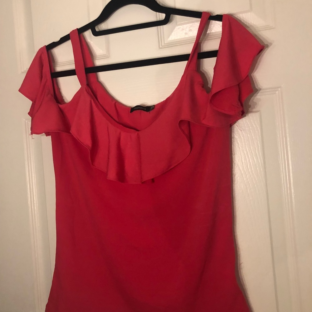Woman’s cold shoulder shirt
